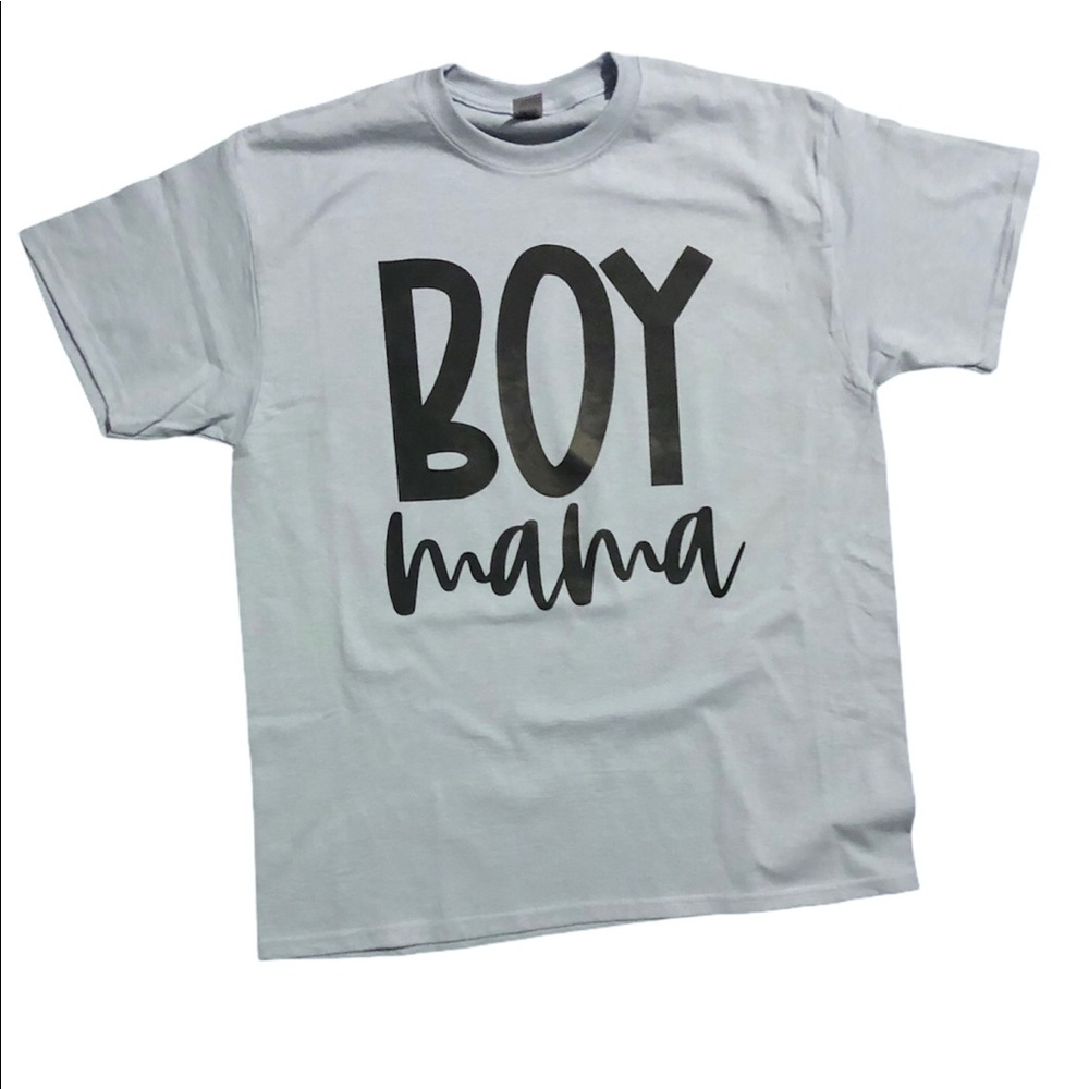 Boy mom Tshirt size Large
